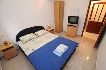 Частен дом Petrovac 5